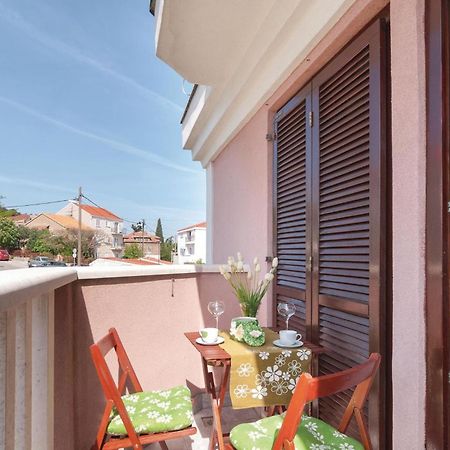 Lovely Apartment In Split With Wifi Extérieur photo